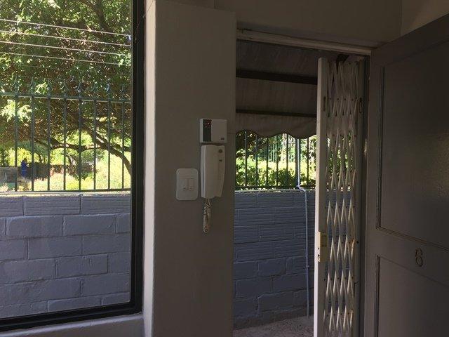 1 Bedroom Property for Sale in Kenilworth Western Cape